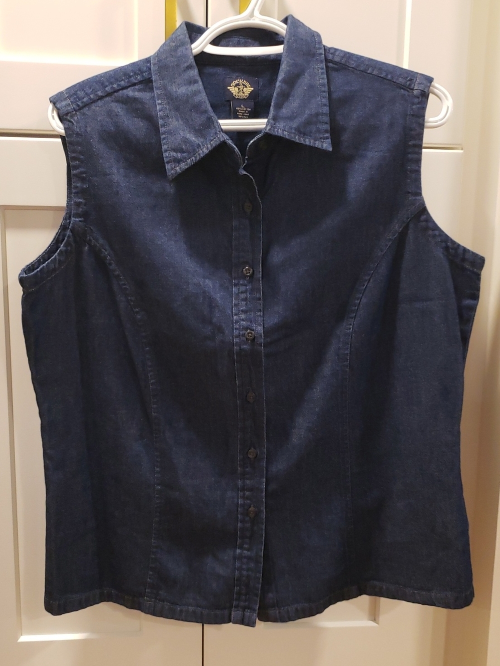Dockers ,Women's Sleeveless Dark Blue Denim Button-Front Top, Size L